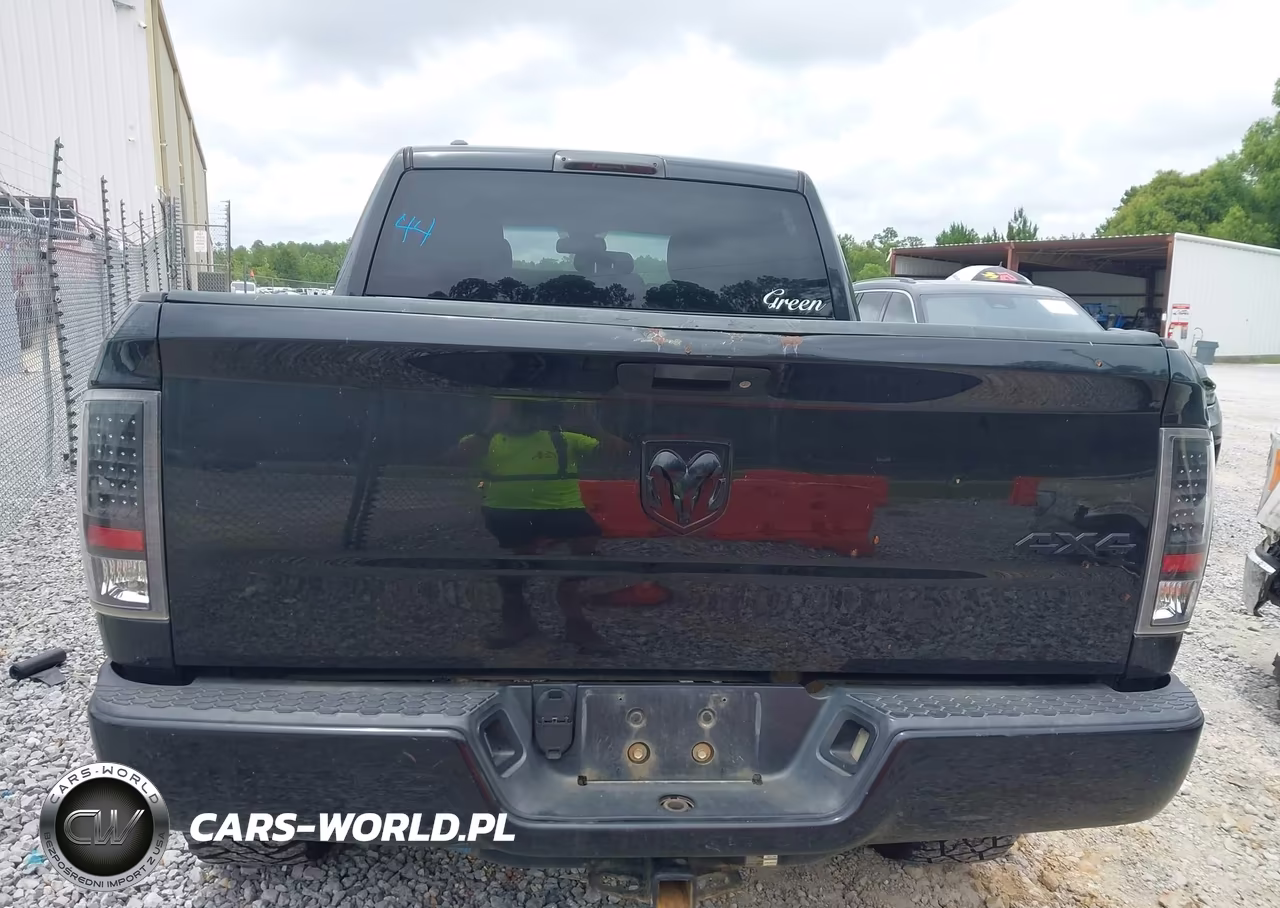 2016 Ram 1500 Express VIN:1C6RR7KG4GS276459 - 16