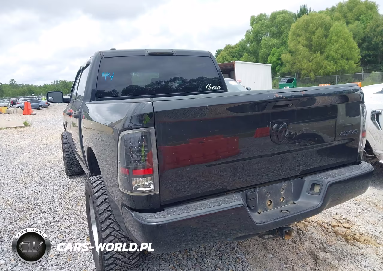 2016 Ram 1500 Express VIN:1C6RR7KG4GS276459 - 3