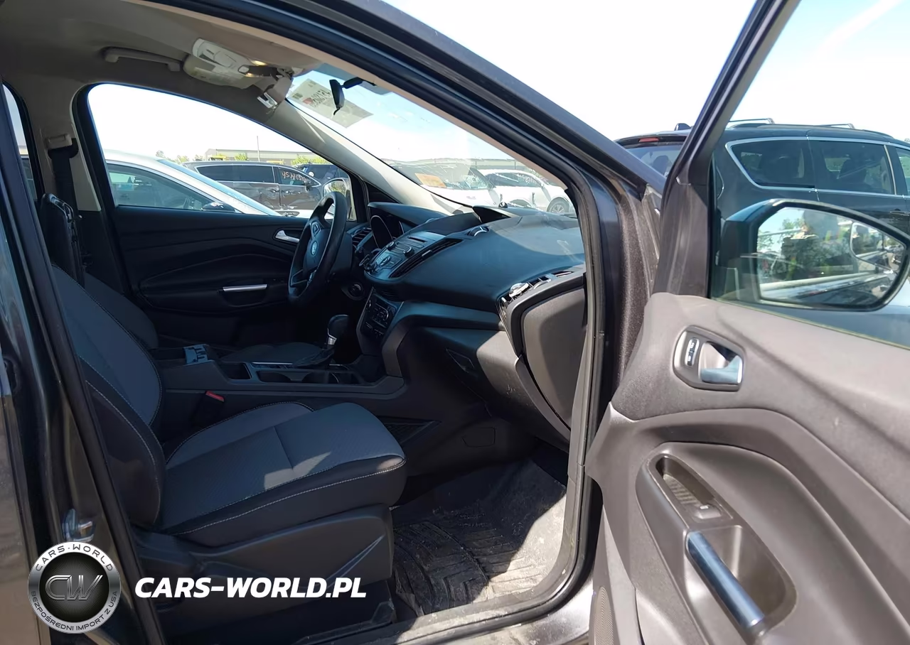 2017 Ford Escape Se VIN:1FMCU9GD1HUE76238 - 5