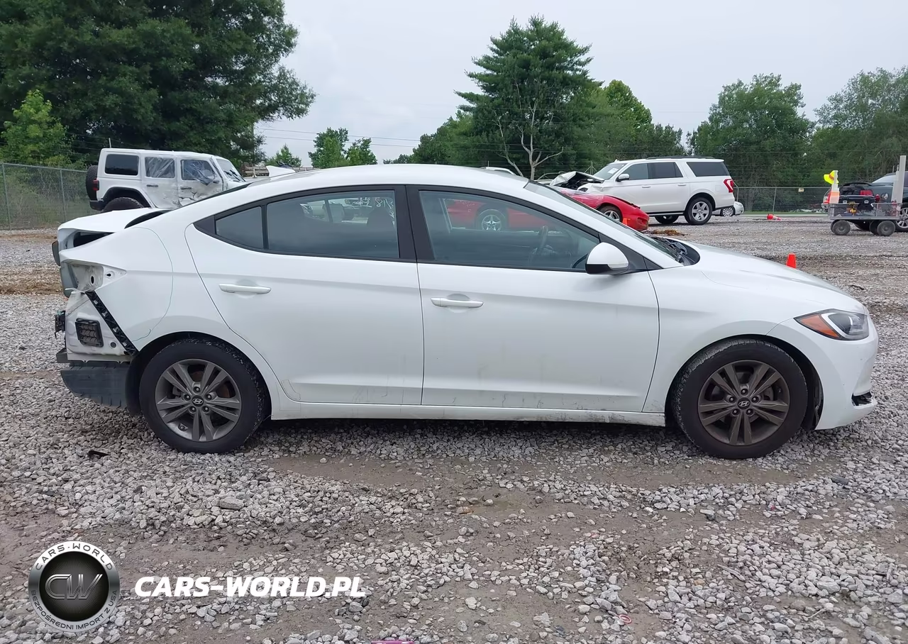 2018 Hyundai Elantra Sel VIN:5NPD84LFXJH374380 - 14