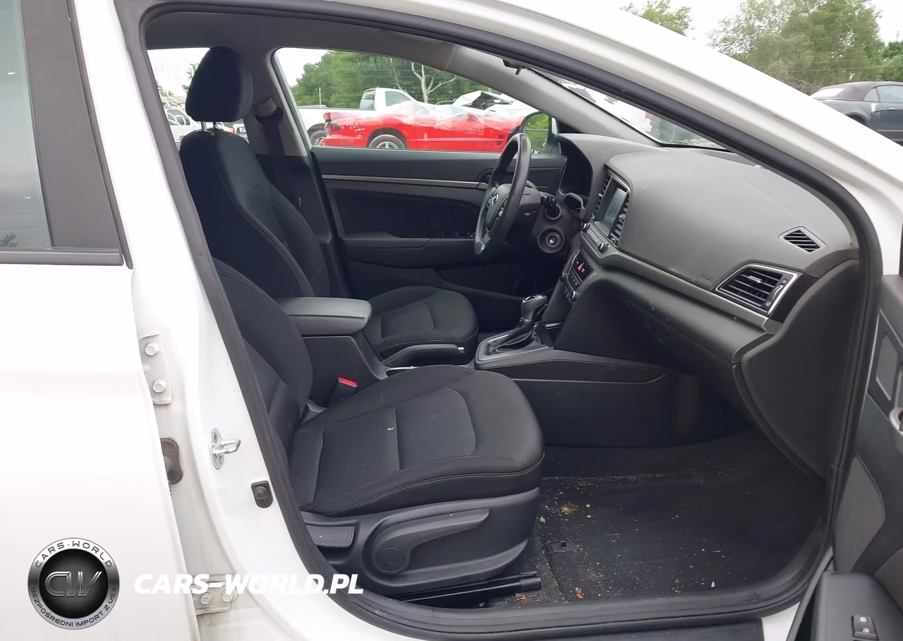 2018 Hyundai Elantra Sel VIN:5NPD84LFXJH374380 - 5
