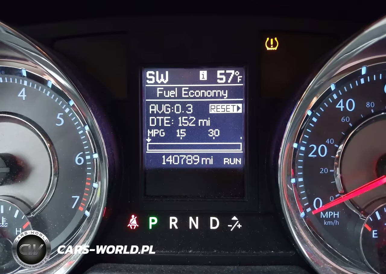 2011 Chrysler Town & Country Touring-L VIN:2A4RR8DG7BR614971 - 14