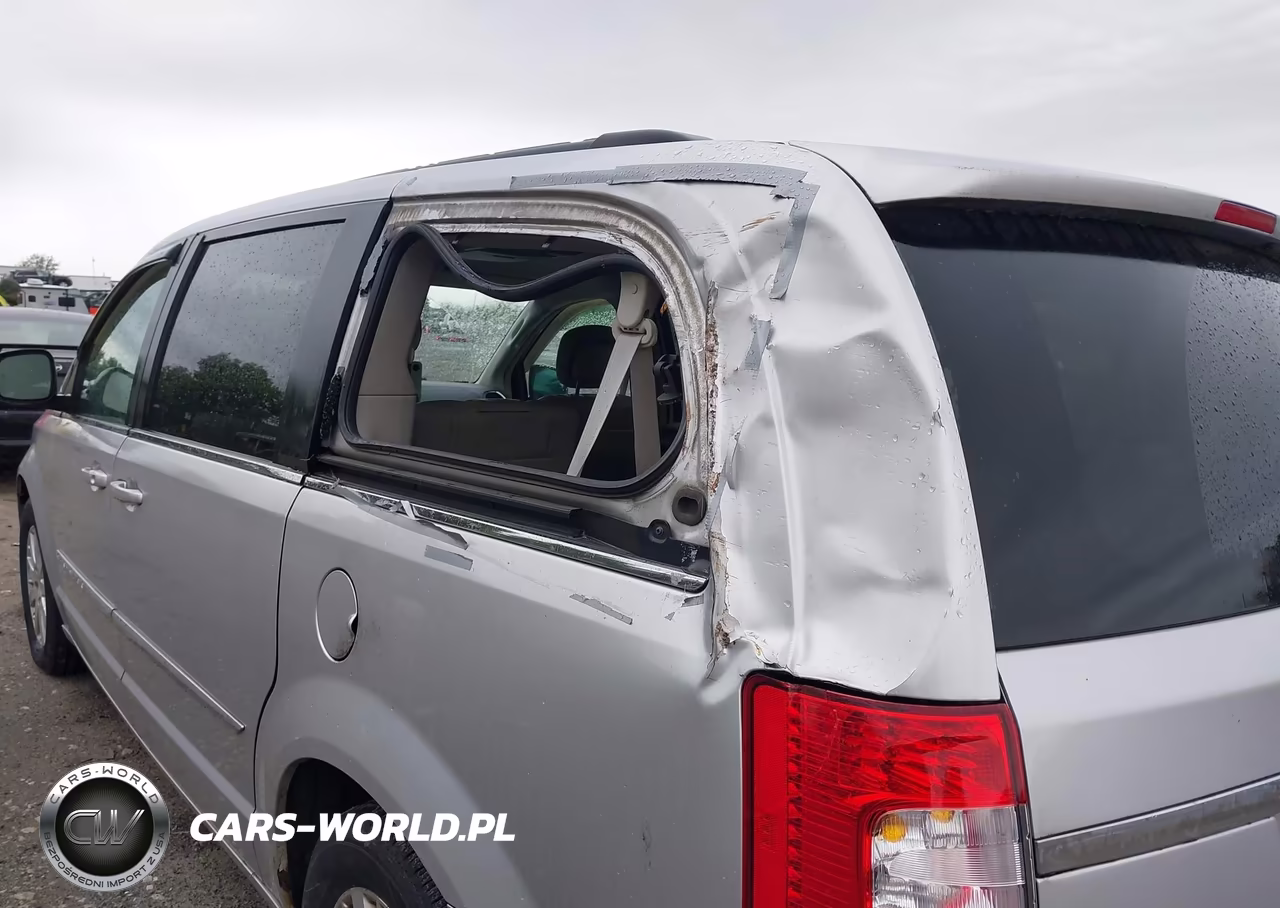 2011 Chrysler Town & Country Touring-L VIN:2A4RR8DG7BR614971 - 16