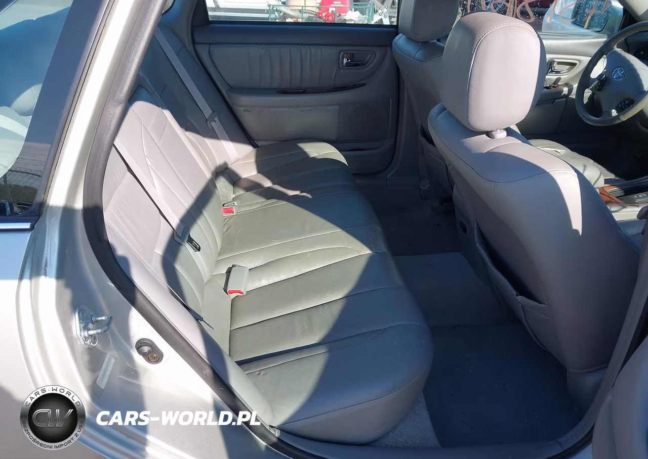 2002 Toyota Avalon Xls VIN:4T1BF28B02U255795 - 8