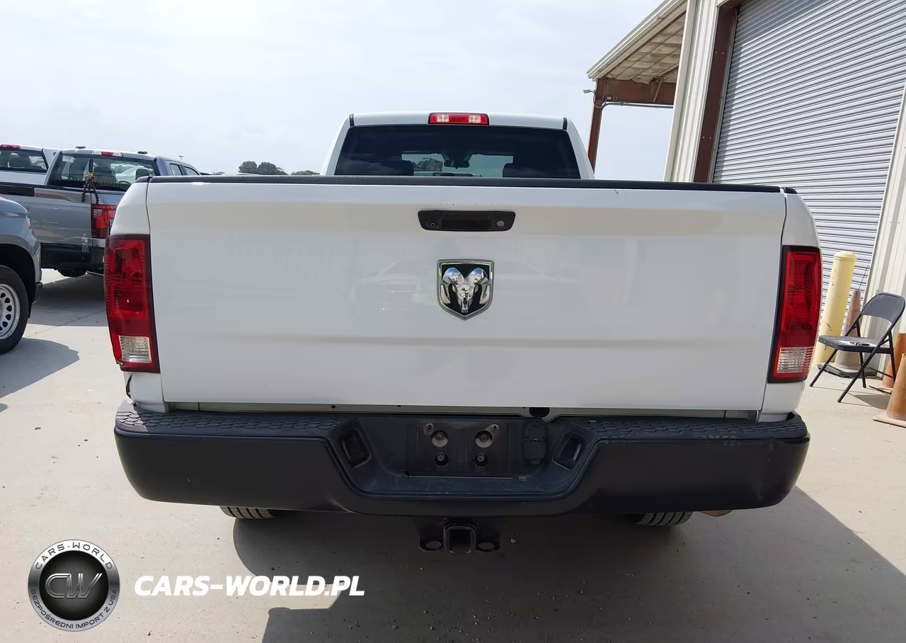 2018 Ram 2500 Tradesman 4X2 8' Box VIN:3C6TR4HT8JG356015 - 16