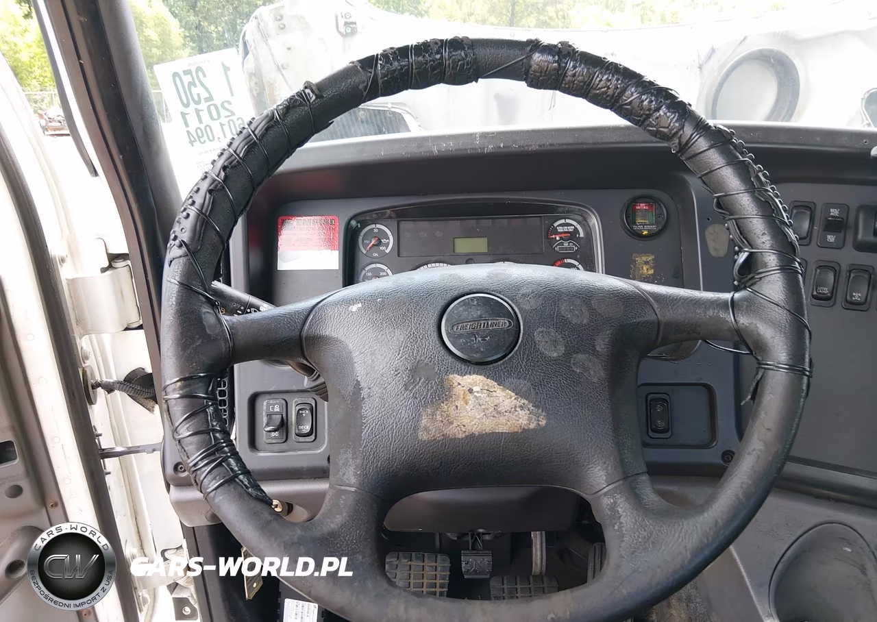 2011 Freightliner M2 112 Medium Duty VIN:1FUJC5DV0BDAY3810 - 21