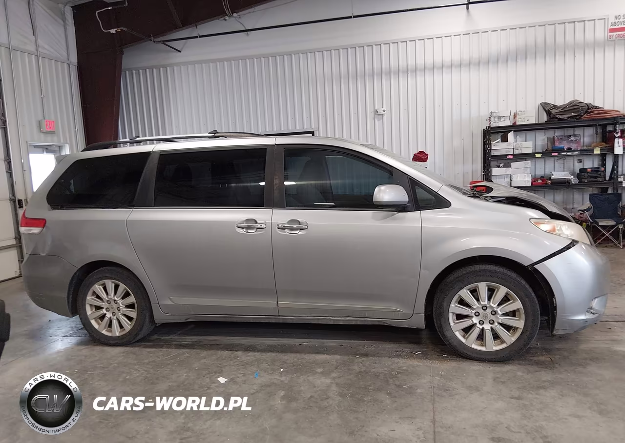 2011 Toyota Sienna Xle VIN:5TDDK3DC7BS024409 - 13