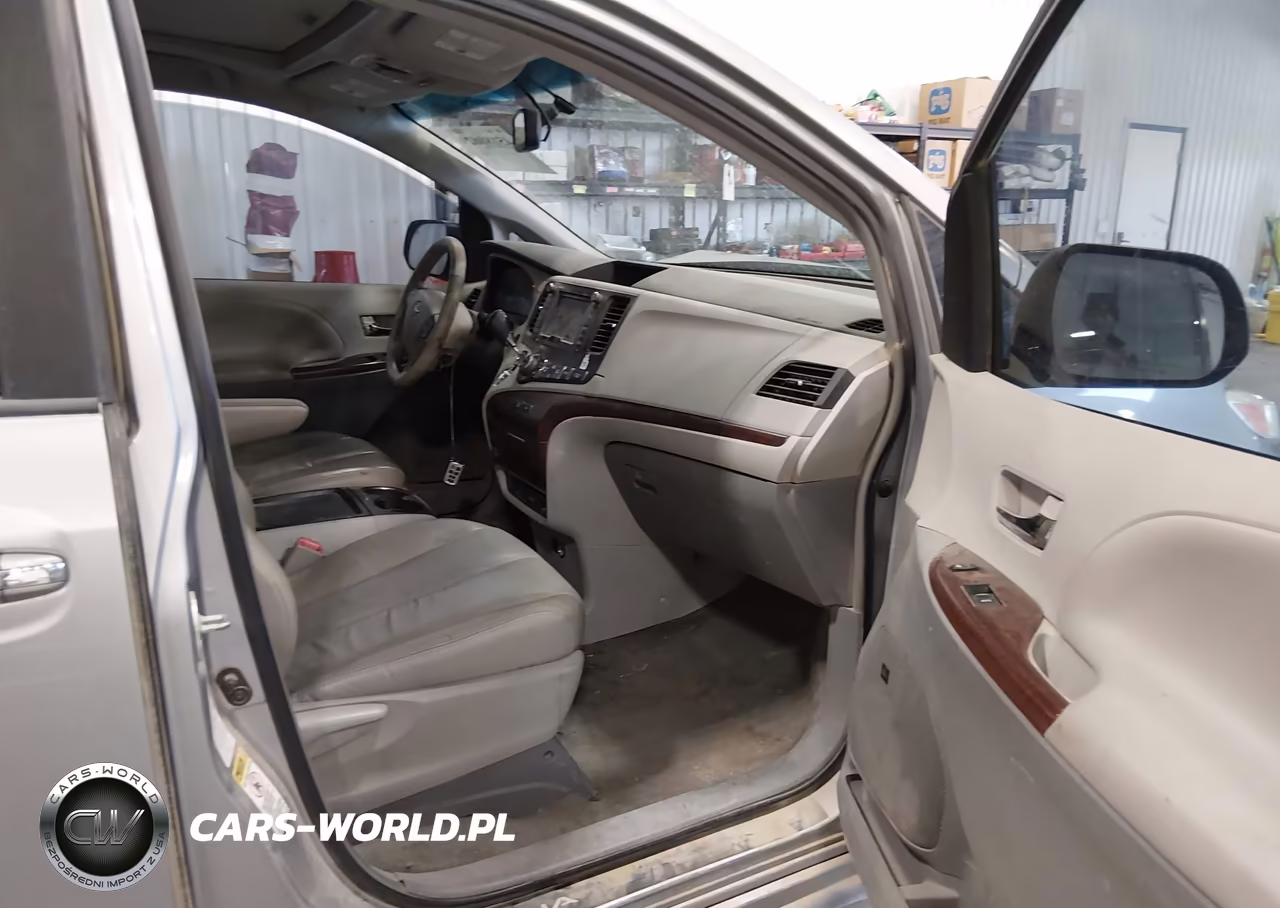2011 Toyota Sienna Xle VIN:5TDDK3DC7BS024409 - 5