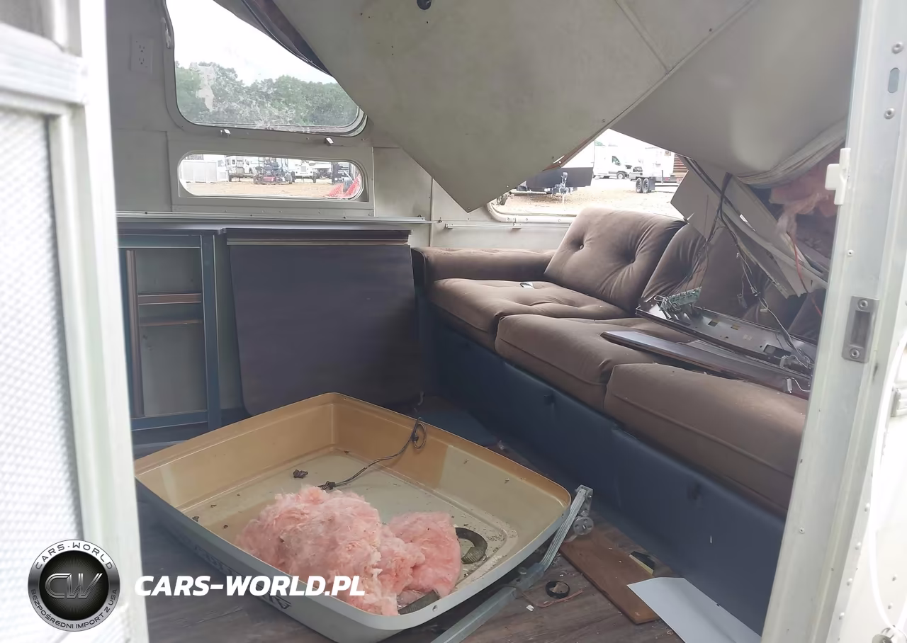 1984 Airstream Sovereign VIN:1STDBAL22EJ502154 - 8