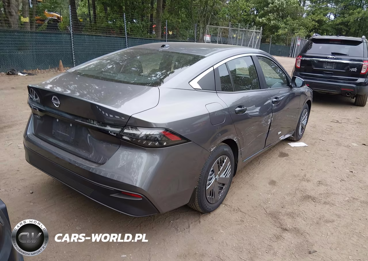 2026 Nissan Sentra S VIN:3N1AB9BV5TY225037 - 4