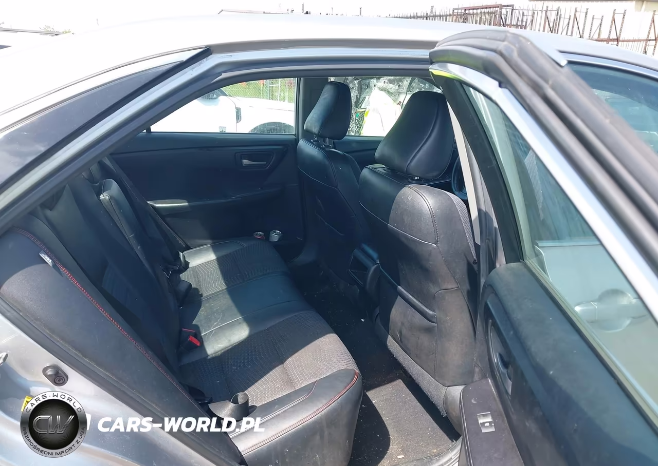 2015 Toyota Camry Se VIN:4T1BF1FK0FU073940 - 8