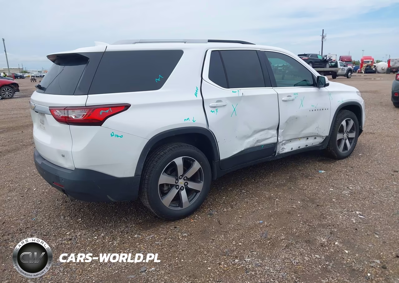 2018 Chevrolet Traverse 3Lt VIN:1GNERHKW7JJ215650 - 4
