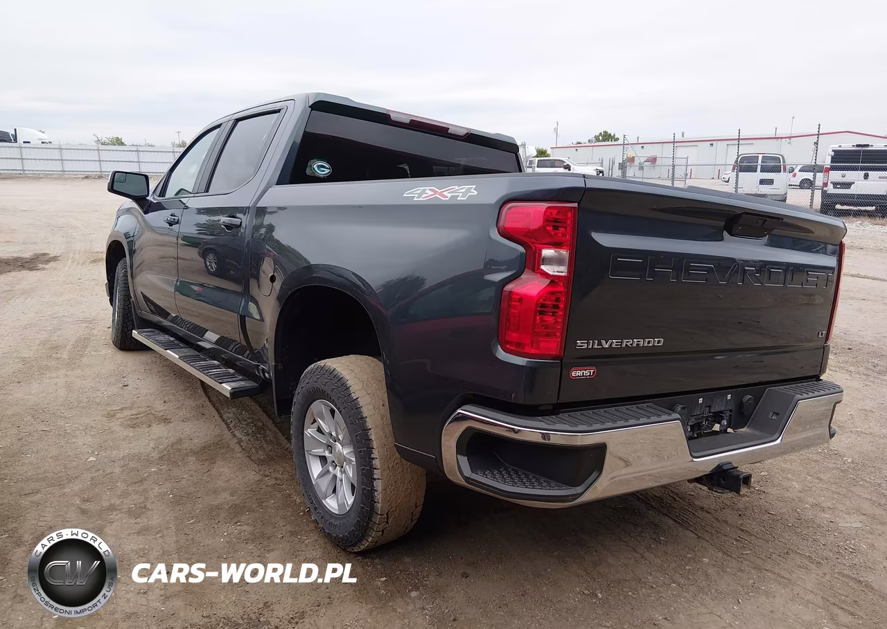 2021 Chevrolet Silverado 1500 VIN:1GCUYDEDXMZ212497 - 3