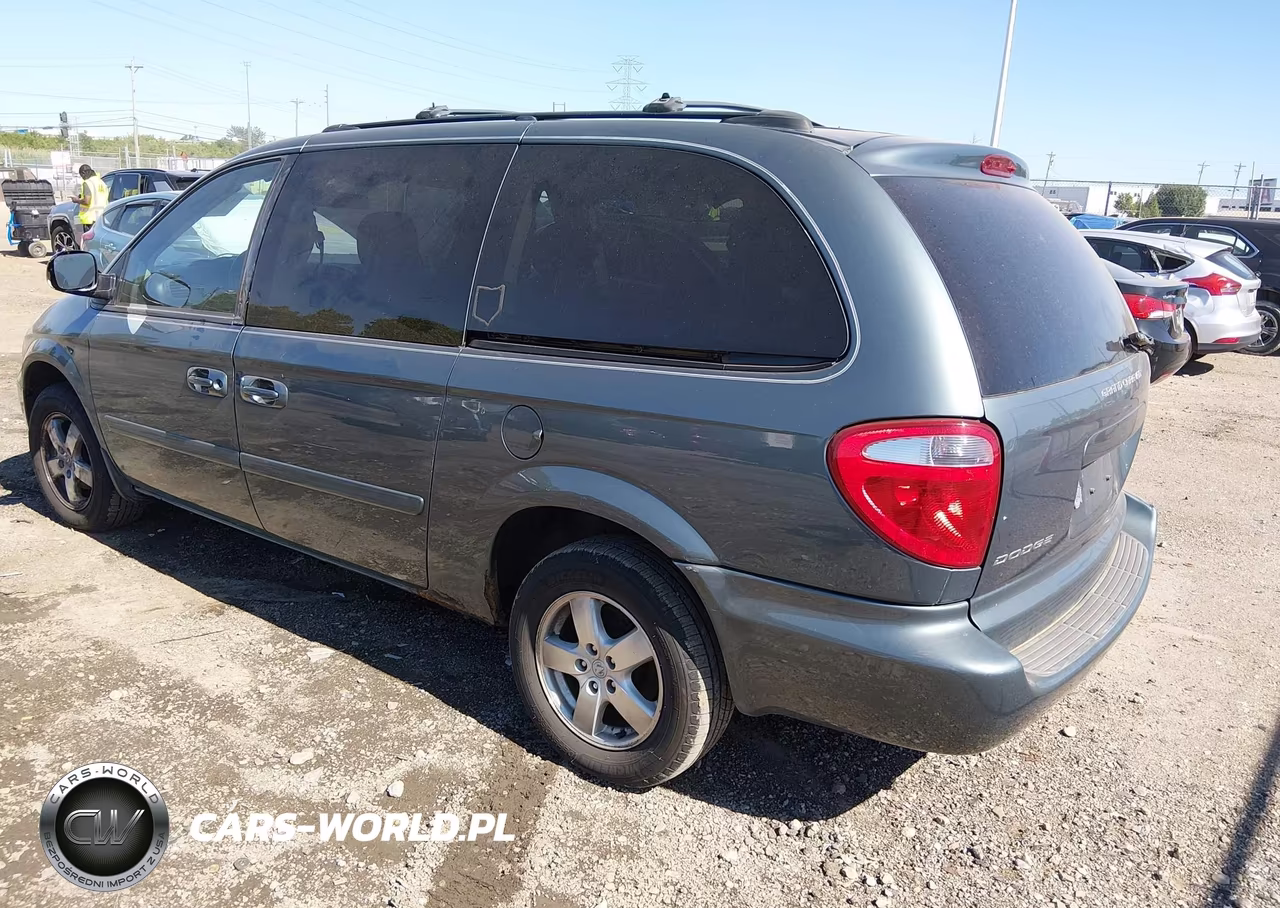 2005 Dodge Grand Caravan Sxt VIN:2D4GP44L05R283554 - 3
