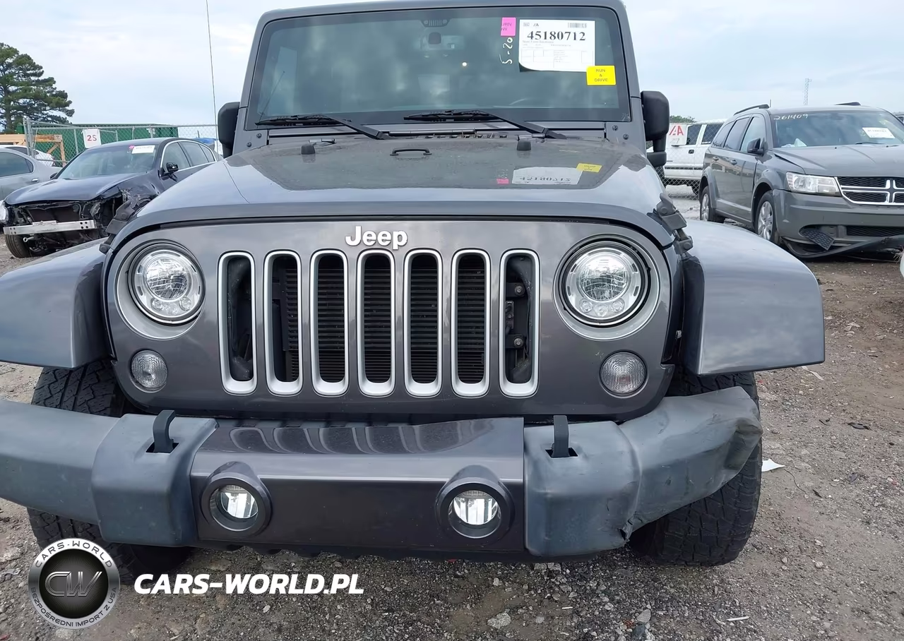 2018 Jeep Wrangler Jk Unlimited Sahara 4X4 VIN:1C4BJWEGXJL832167 - 12