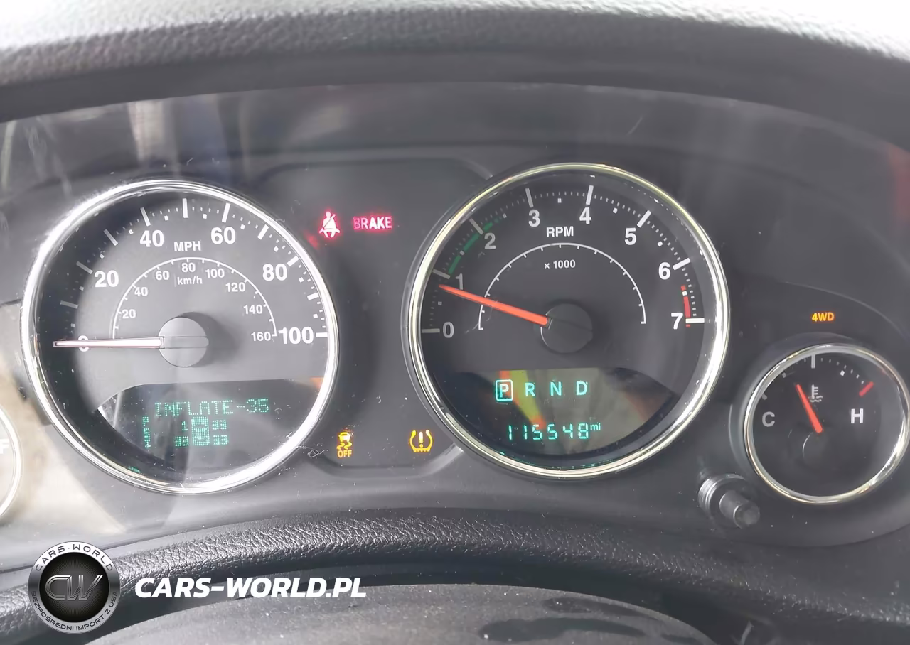 2018 Jeep Wrangler Jk Unlimited Sahara 4X4 VIN:1C4BJWEGXJL832167 - 7