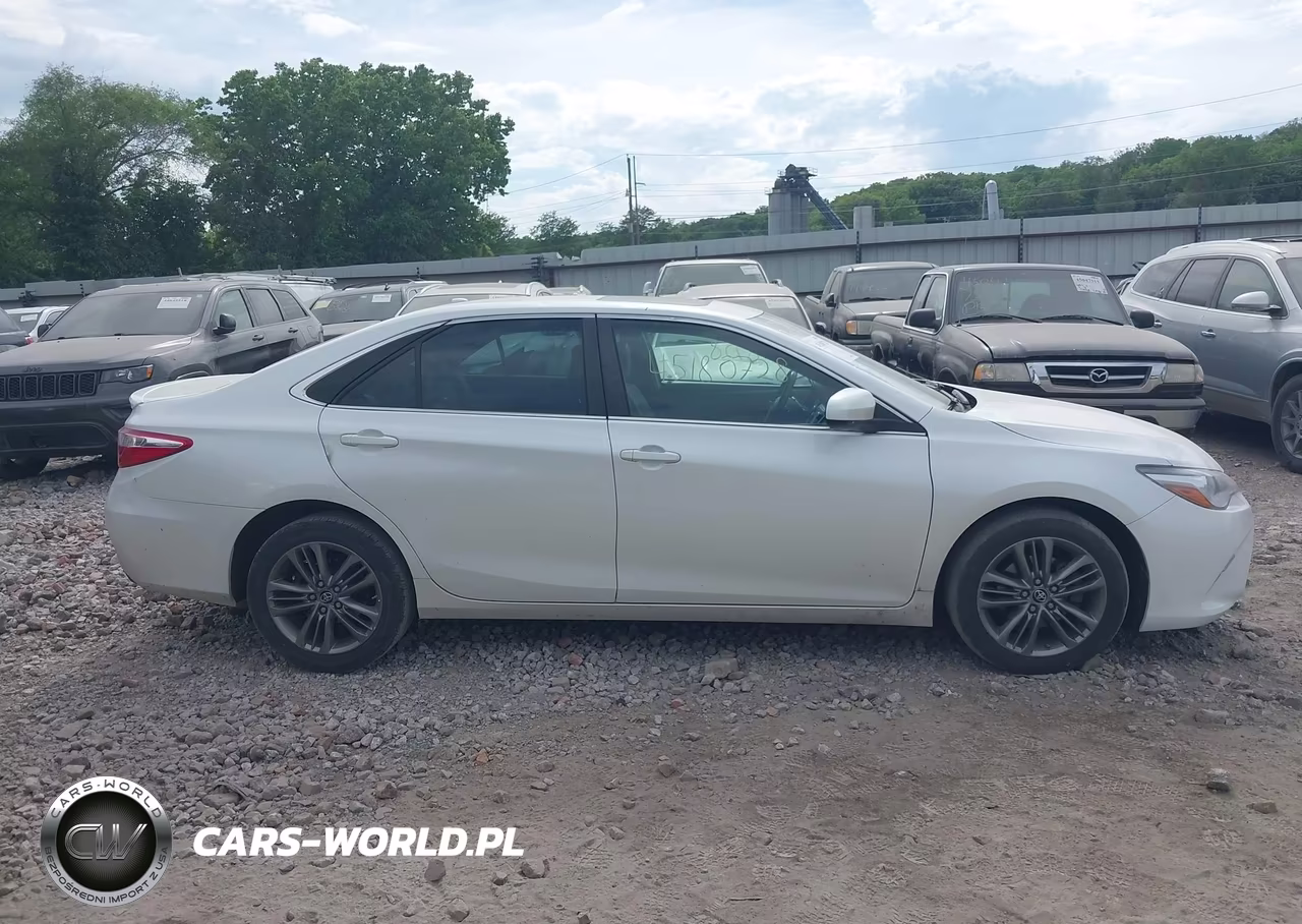 2017 Toyota Camry Se VIN:4T1BF1FK4HU353007 - 13