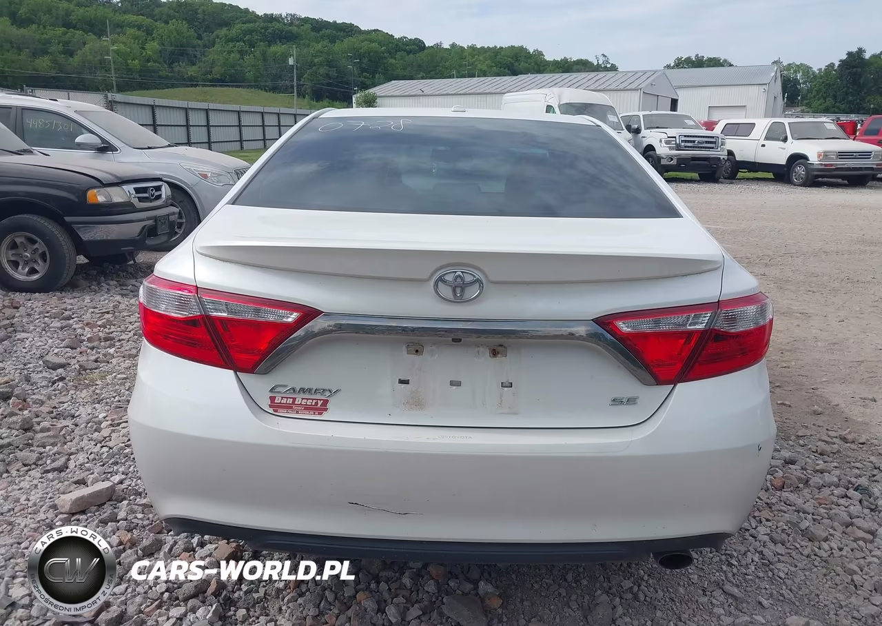 2017 Toyota Camry Se VIN:4T1BF1FK4HU353007 - 16