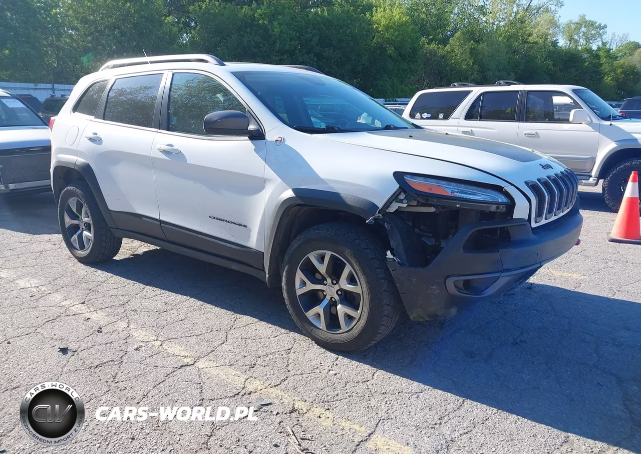 2015 Jeep Cherokee Trailhawk – zdjęcie 1 z 16