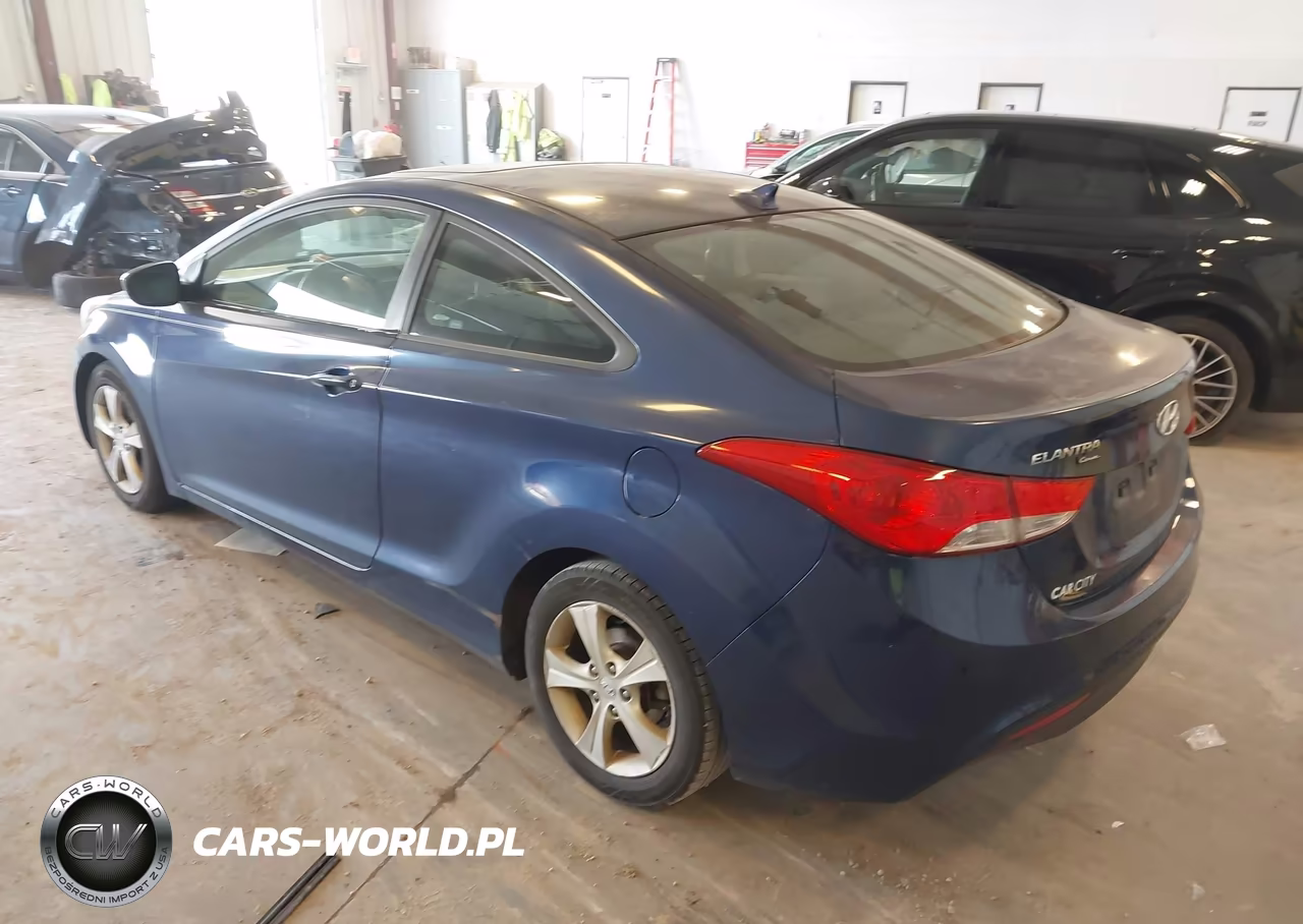 2013 Hyundai Elantra Gs VIN:KMHDH6AE2DU008599 - 3