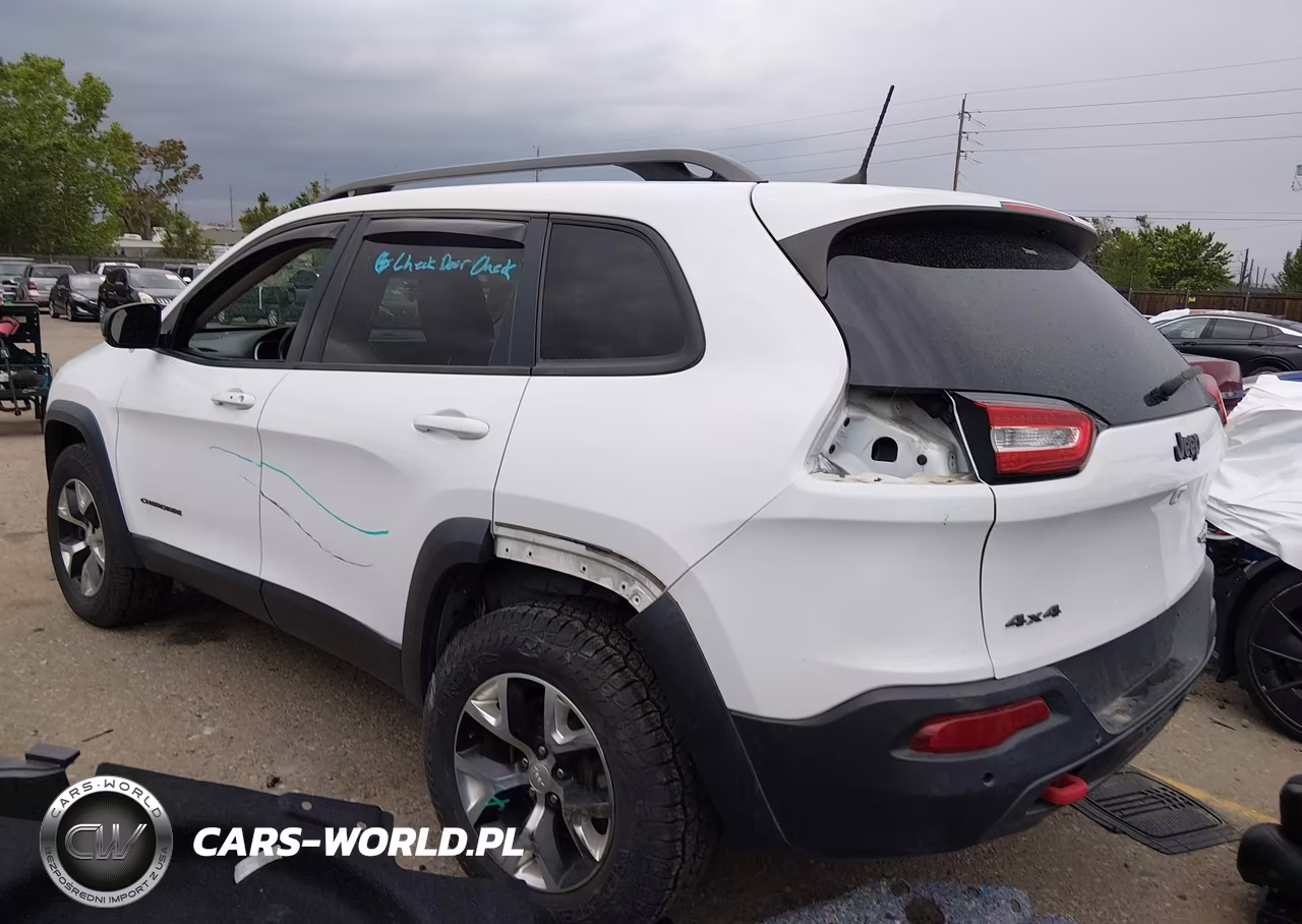 2018 Jeep Cherokee Trailhawk 4X4 VIN:1C4PJMBX5JD617594 - 3