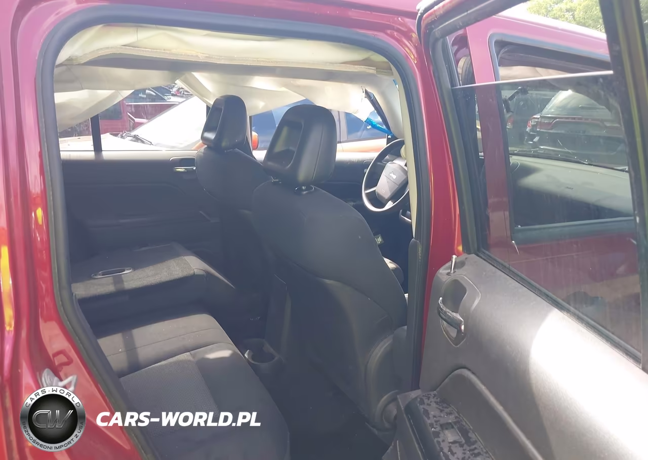 2009 Jeep Patriot Sport VIN:1J4FF28B09D205781 - 8