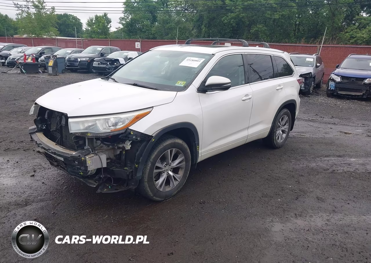 2015 Toyota Highlander Xle V6 VIN:5TDJKRFH4FS123242 - 2
