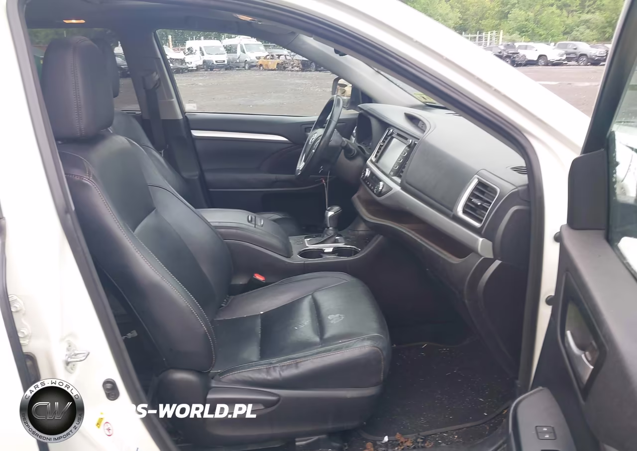 2015 Toyota Highlander Xle V6 VIN:5TDJKRFH4FS123242 - 5