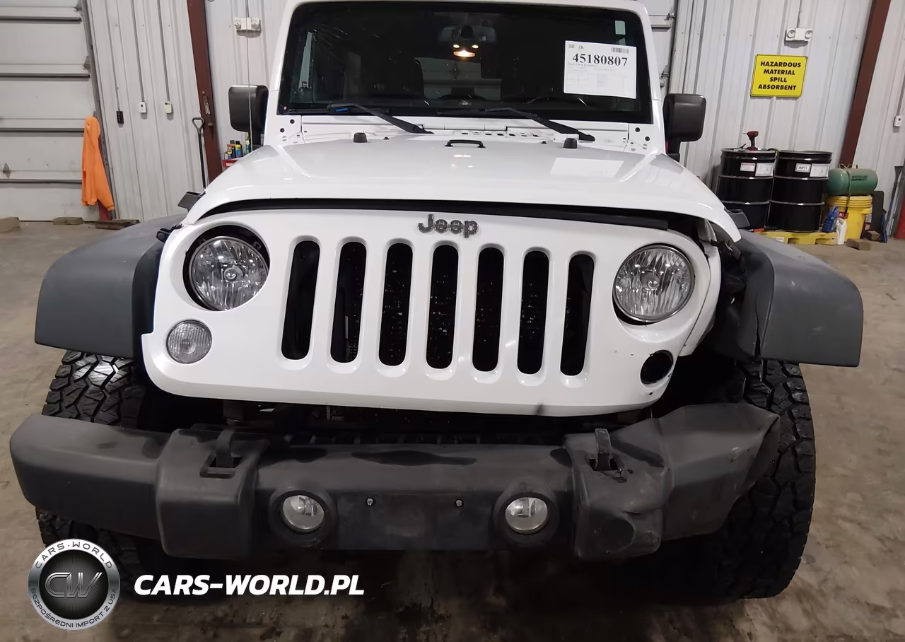 2014 Jeep Wrangler Unlimited Sport VIN:1C4BJWDG2EL170995 - 6