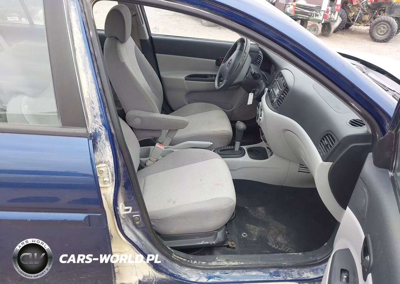 2008 Hyundai Accent Gls VIN:KMHCN46C48U210186 - 5