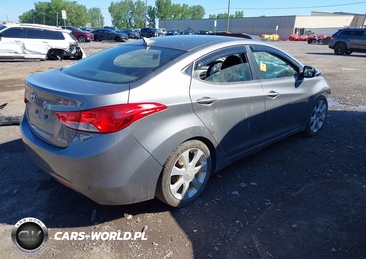 2013 Hyundai Elantra Limited VIN:5NPDH4AE8DH196936 - 4
