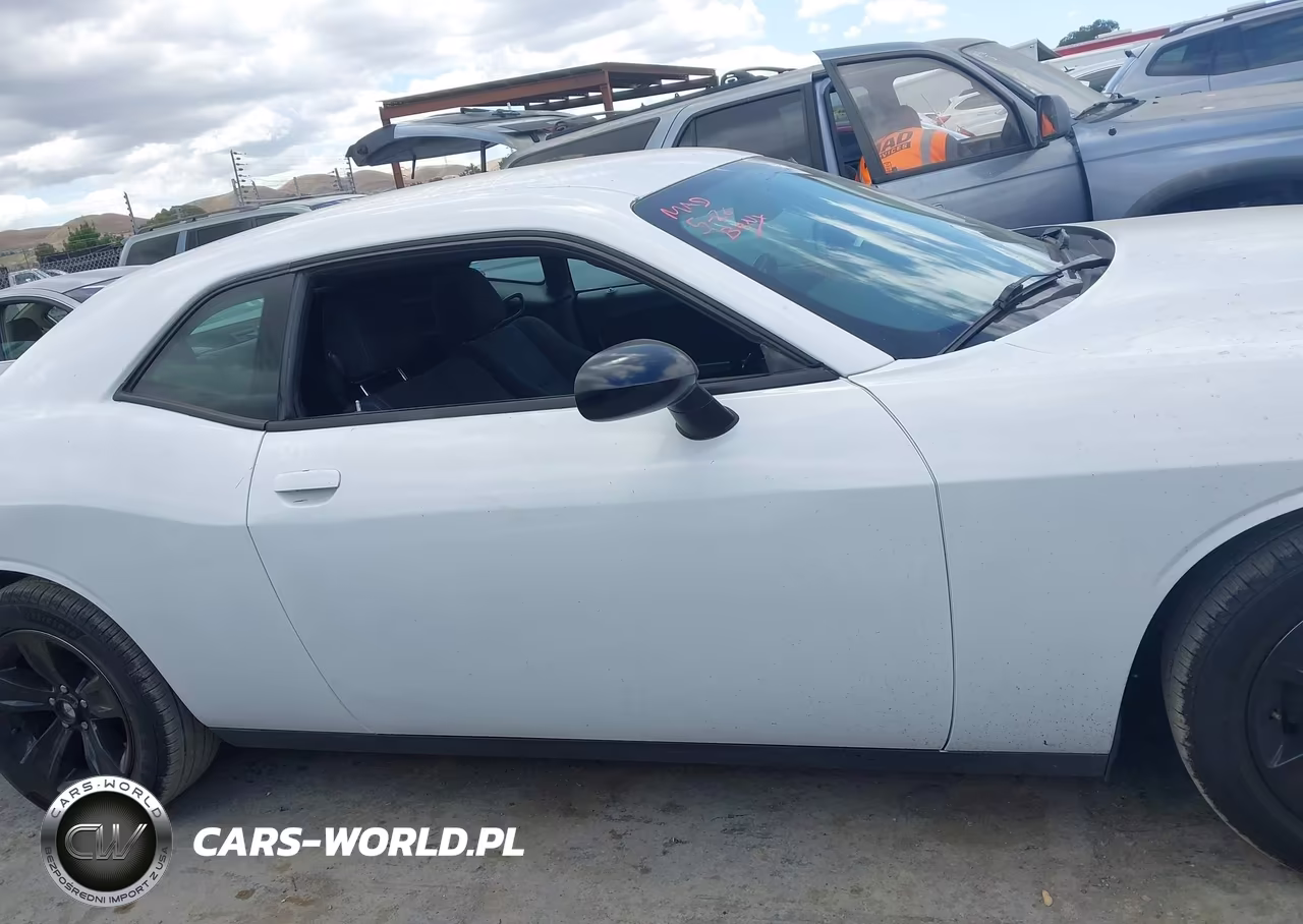2016 Dodge Challenger Sxt VIN:2C3CDZAG0GH326246 - 14