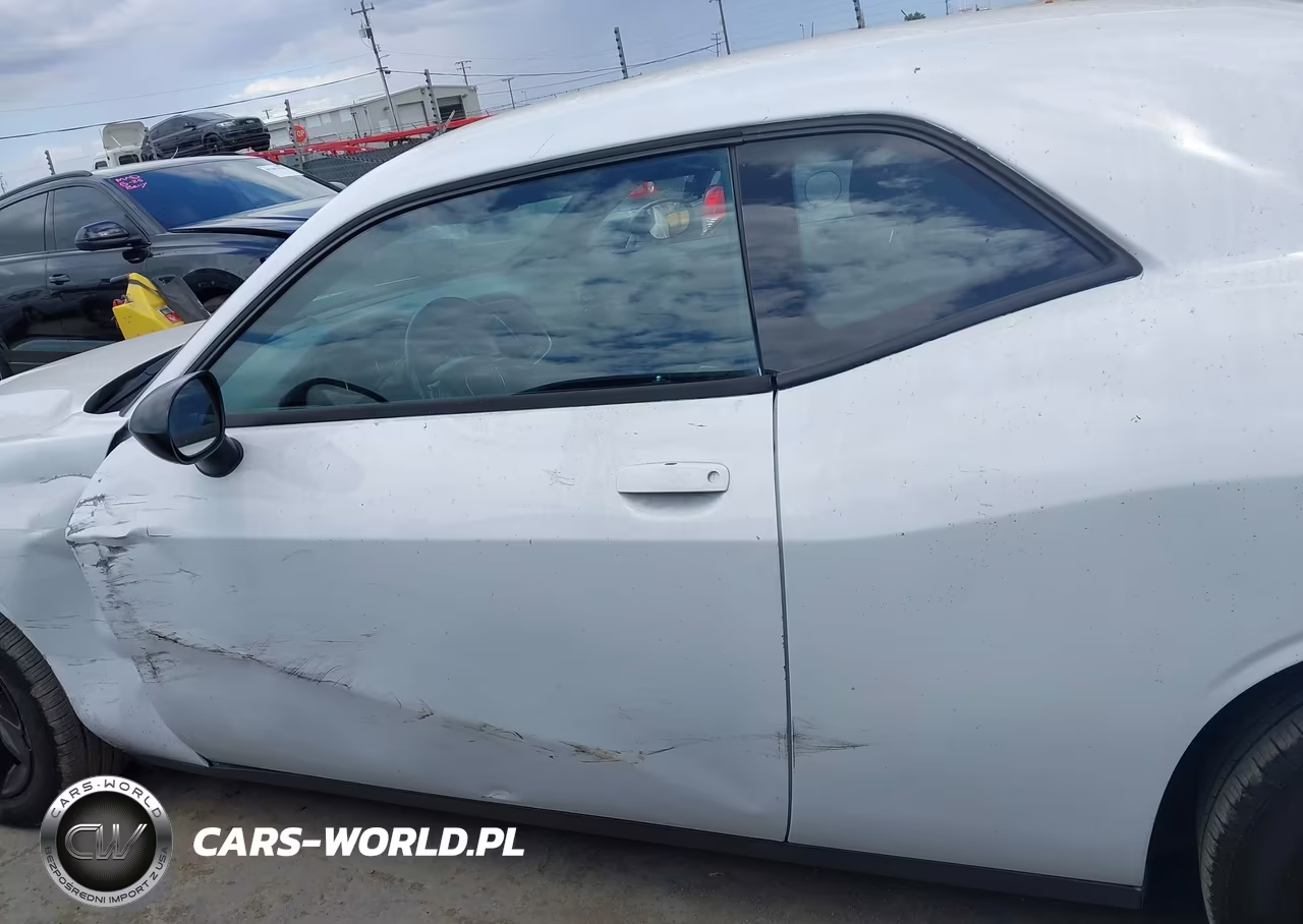 2016 Dodge Challenger Sxt VIN:2C3CDZAG0GH326246 - 15