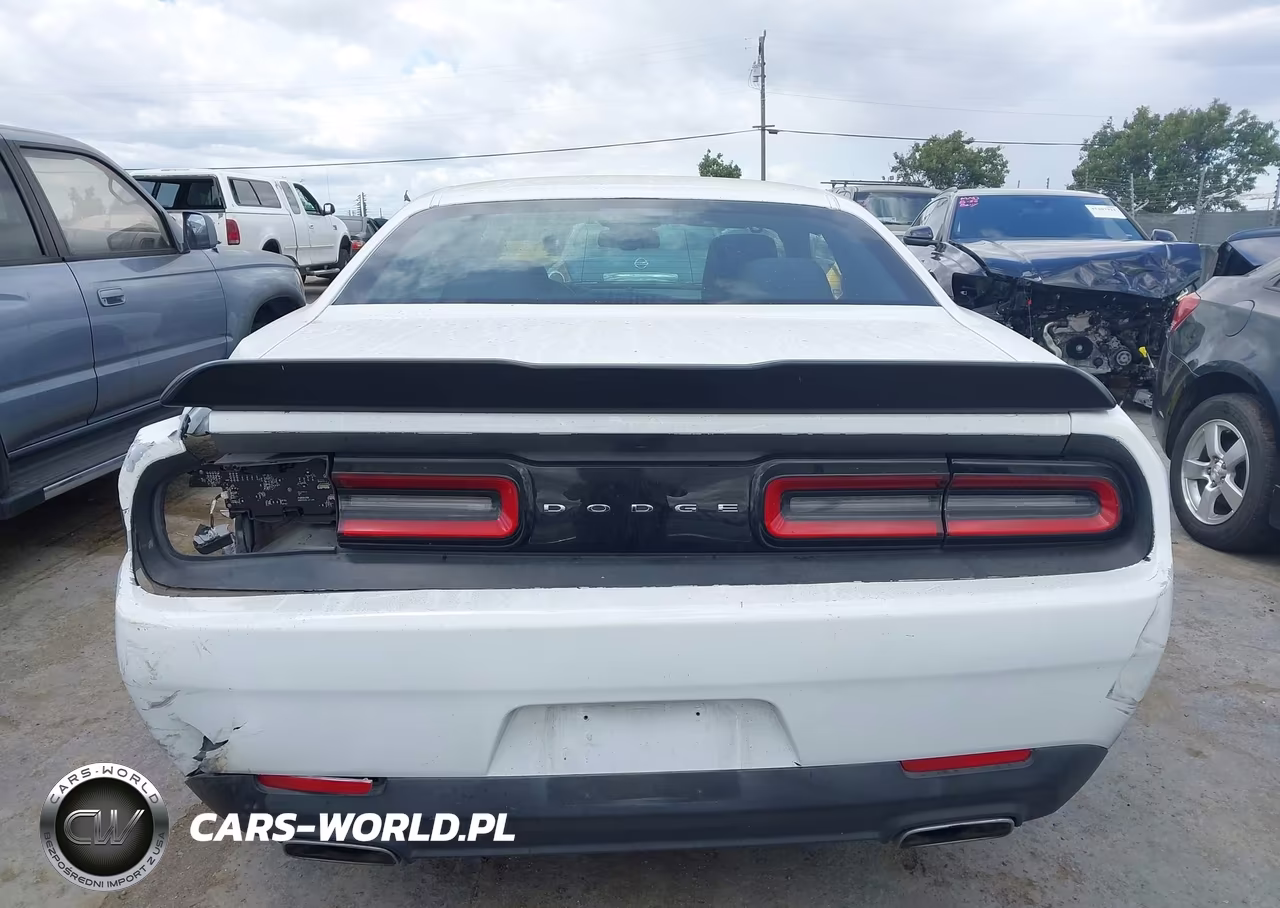 2016 Dodge Challenger Sxt VIN:2C3CDZAG0GH326246 - 17