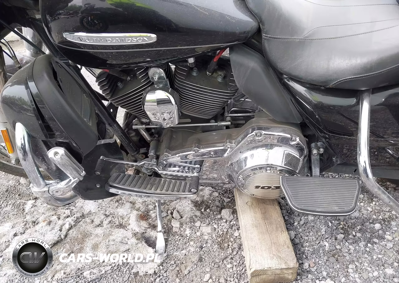 2013 Harley-Davidson Flhtk Electra Glide Ultra Ltd VIN:1HD1KEM14DB690424 - 9