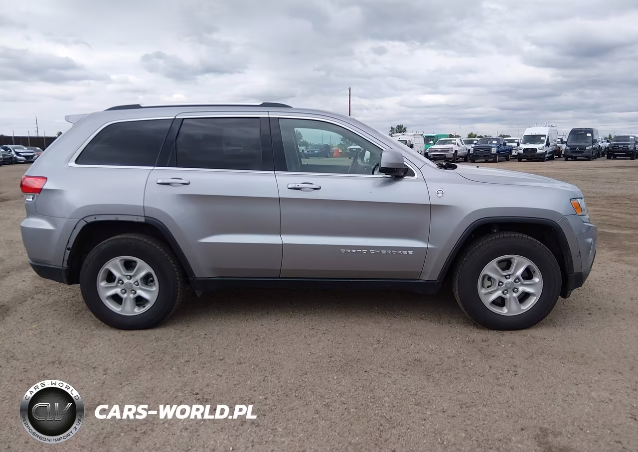 2016 Jeep Grand Cherokee Laredo VIN:1C4RJFAG8GC434114 - 18