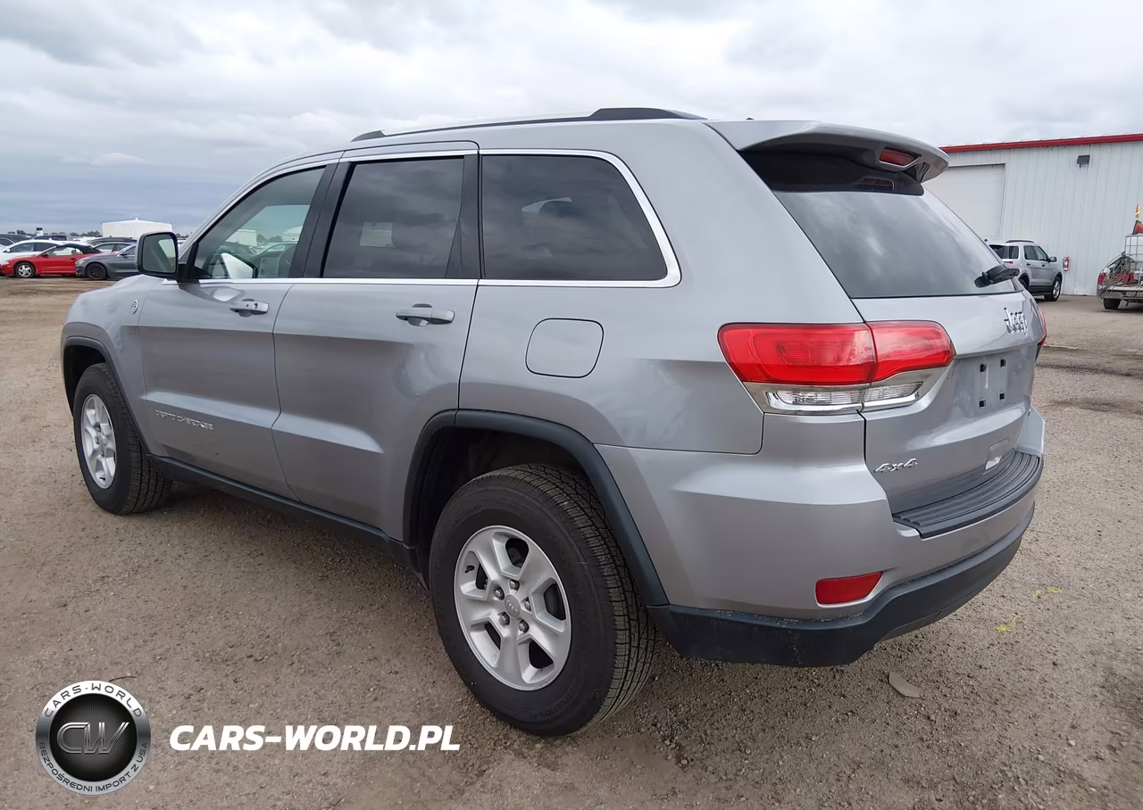 2016 Jeep Grand Cherokee Laredo VIN:1C4RJFAG8GC434114 - 3