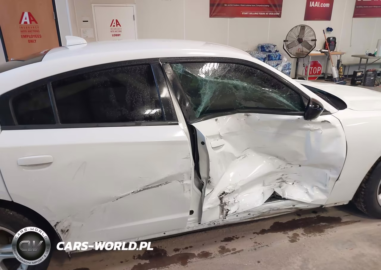 2023 Dodge Charger Sxt VIN:2C3CDXBG9PH579553 - 19