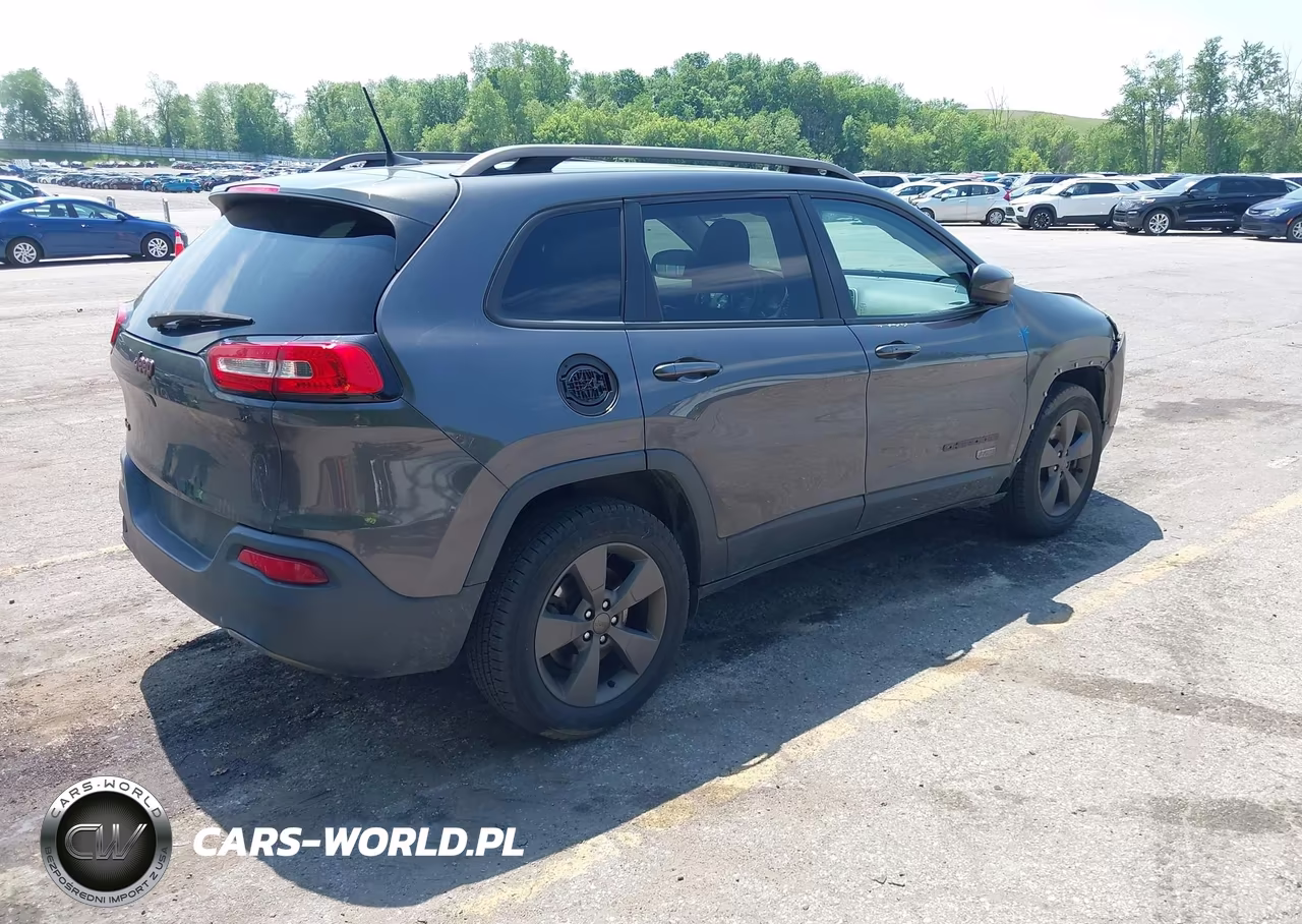 2017 Jeep Cherokee 75Th Anniversary Edition 4X4 VIN:1C4PJMCB5HW568821 - 4