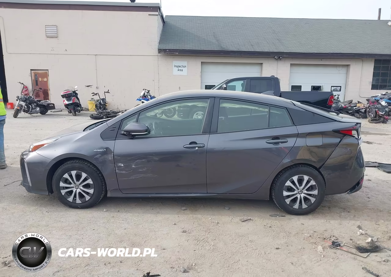 2019 Toyota Prius Le VIN:JTDL9RFU9K3009346 - 14