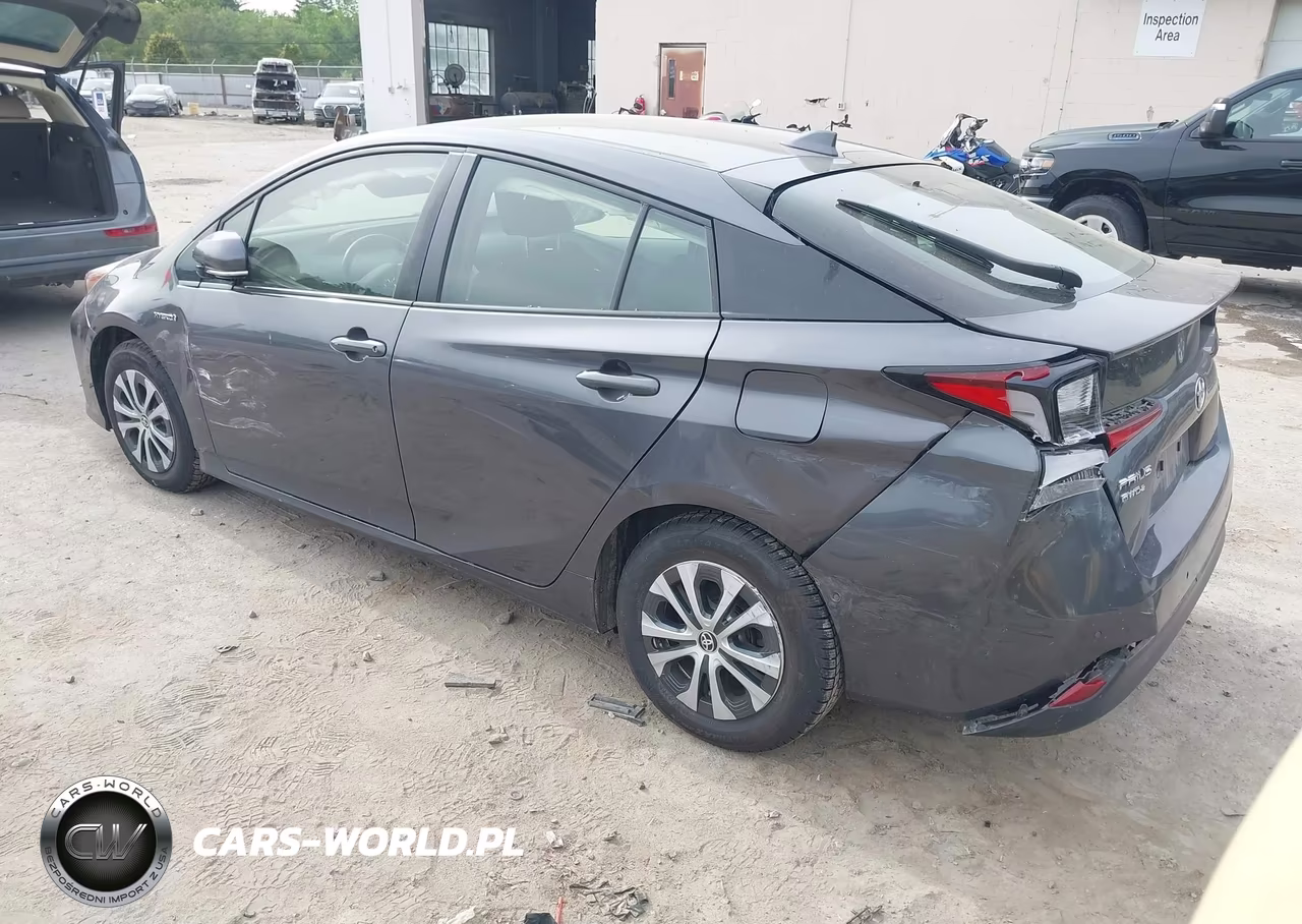 2019 Toyota Prius Le VIN:JTDL9RFU9K3009346 - 3