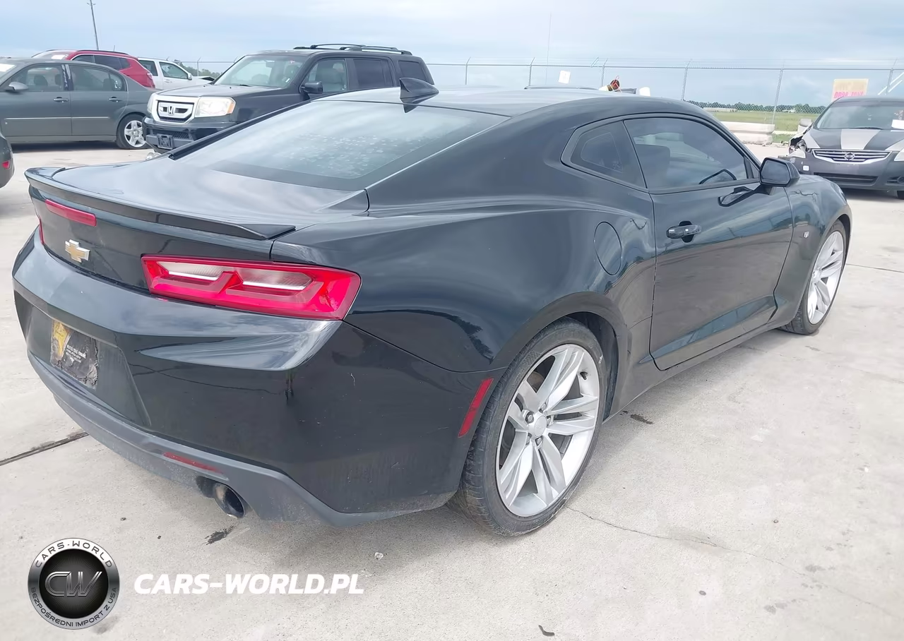2018 Chevrolet Camaro 1Lt VIN:1G1FB1RX4J0174903 - 4