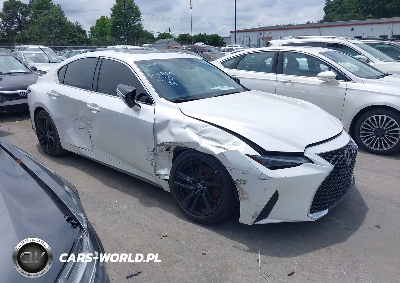 2024 Lexus Is 300 – zdjęcie 1 z 16