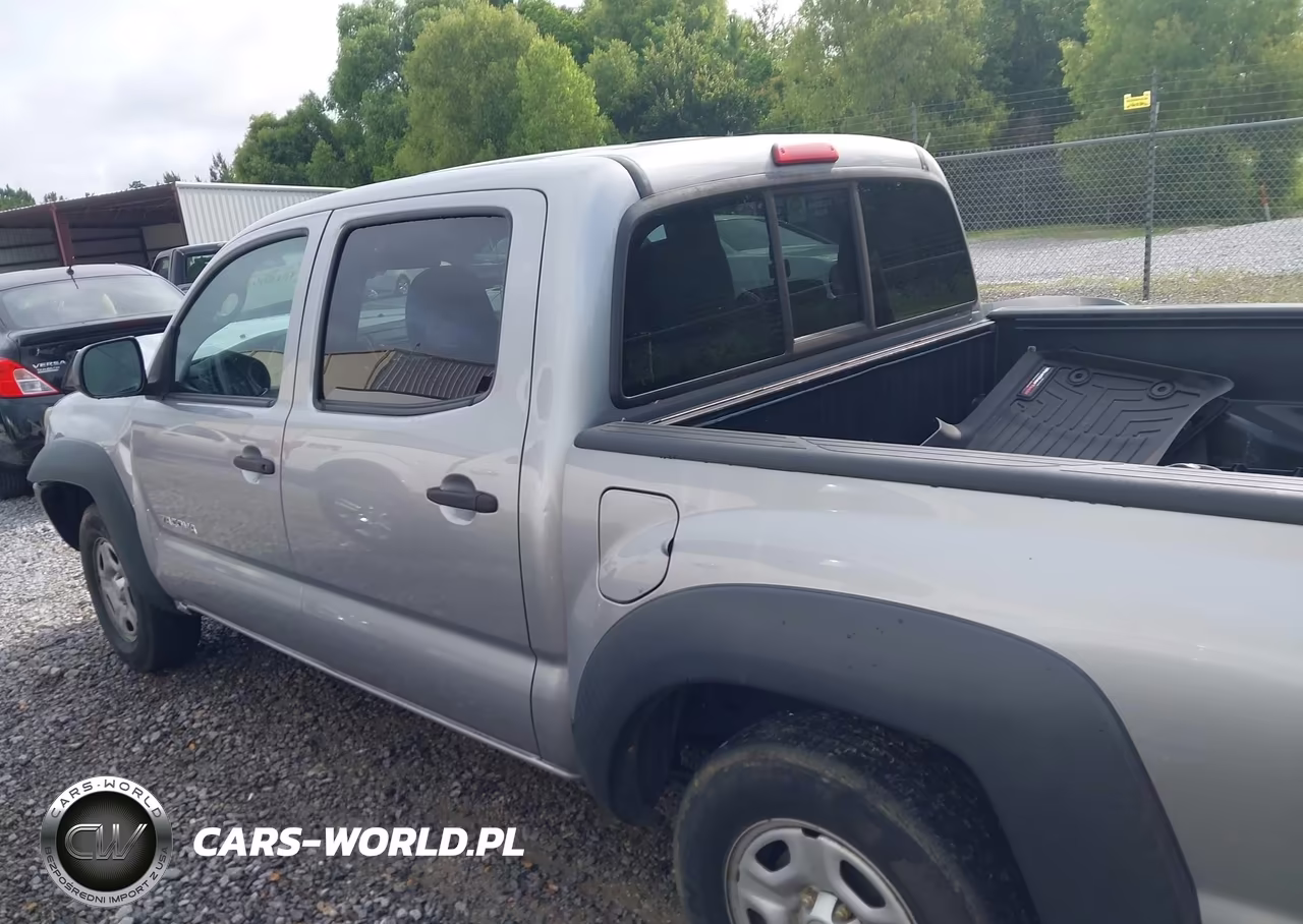 2015 Toyota Tacoma VIN:5TFJX4CN1FX053742 - 14