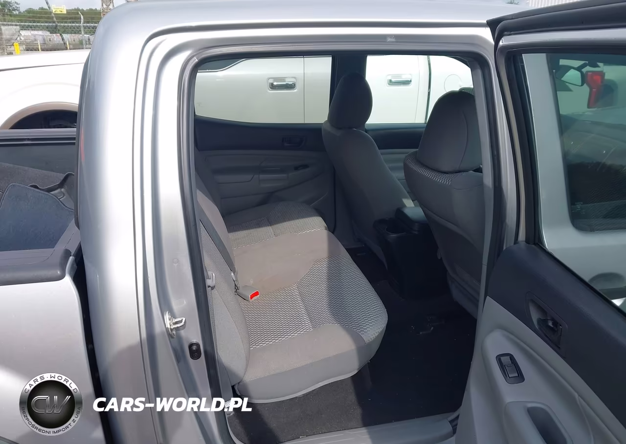 2015 Toyota Tacoma VIN:5TFJX4CN1FX053742 - 8
