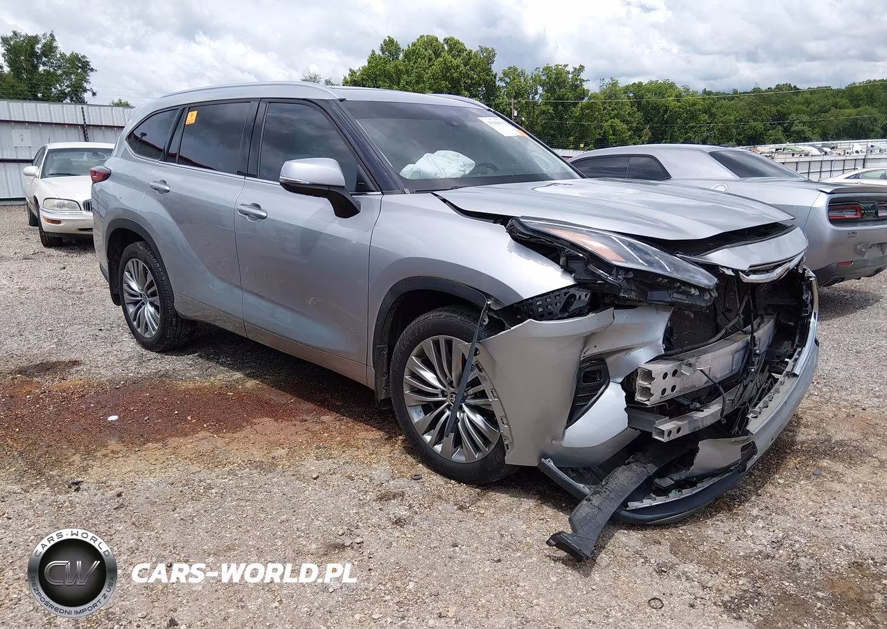 2021 Toyota Highlander Platinum – zdjęcie 1 z 16