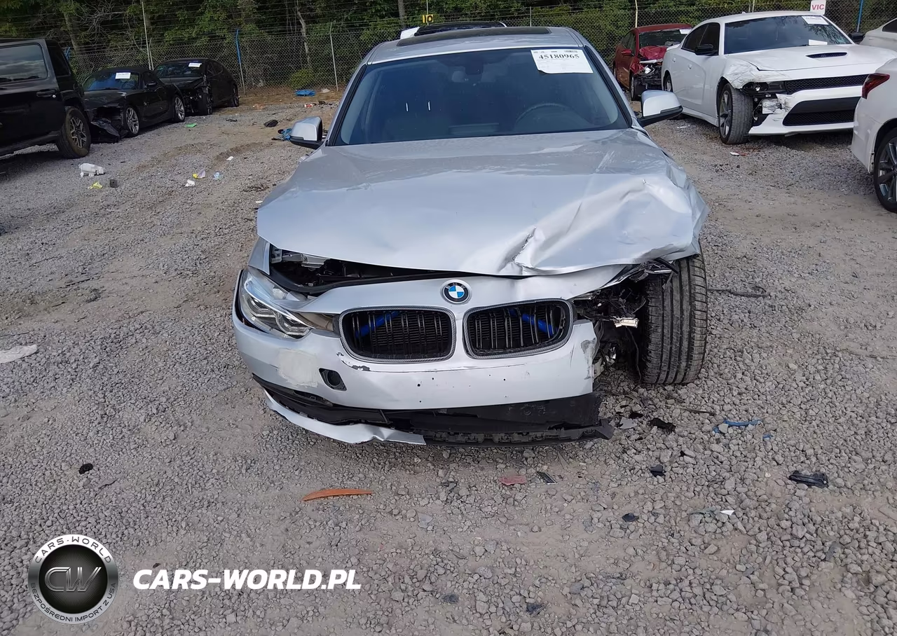2018 BMW 320I xDrive VIN:WBA8E5G54JNU47502 - 6