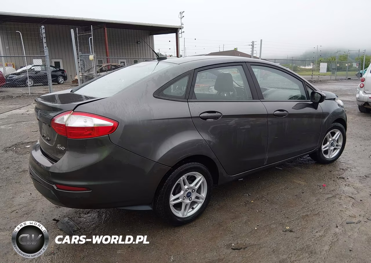2019 Ford Fiesta Se VIN:3FADP4BJ1KM111995 - 4
