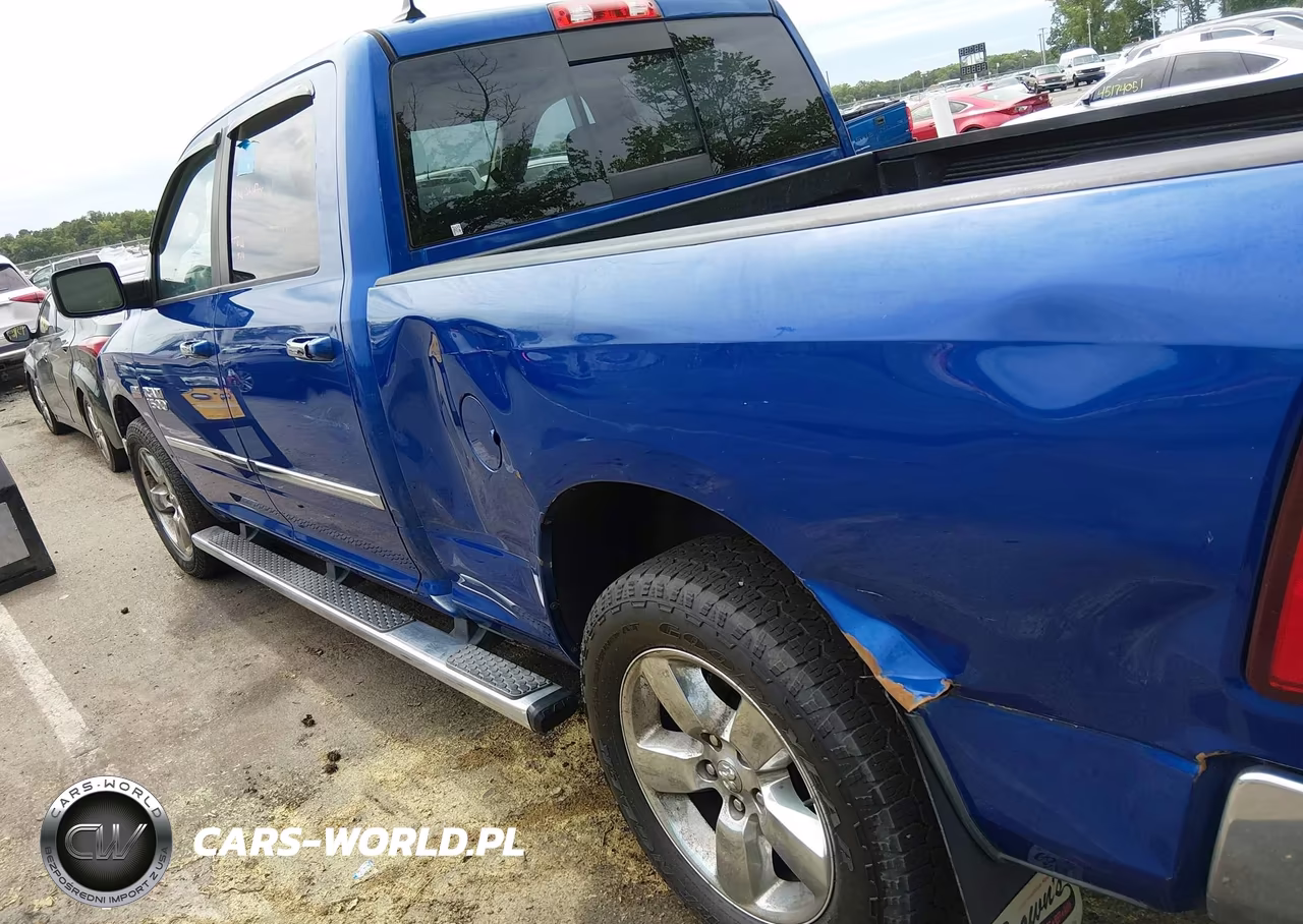 2015 Ram 1500 Big Horn VIN:1C6RR7TT2FS621966 - 17