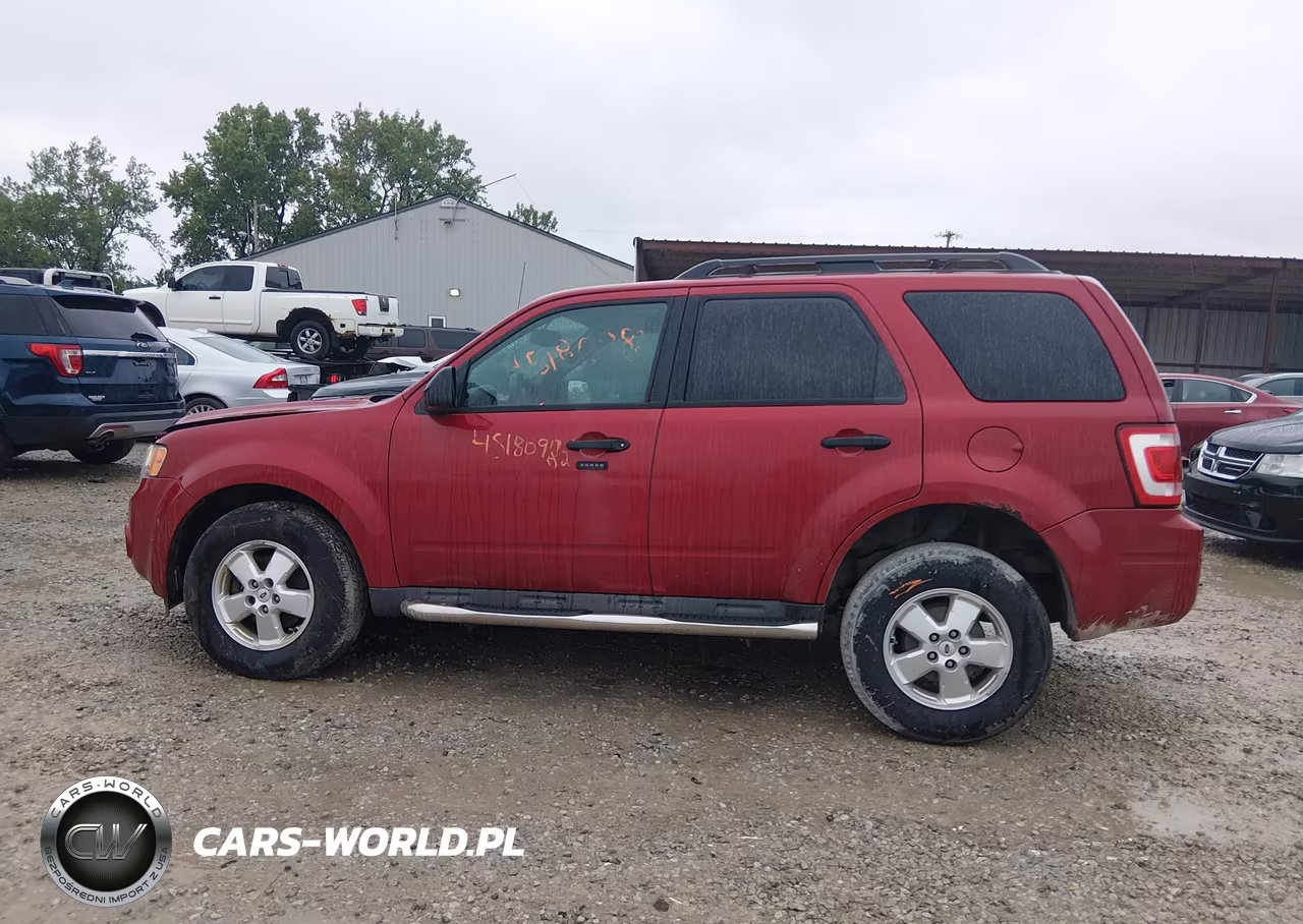 2011 Ford Escape Xlt VIN:1FMCU0DG8BKB38980 - 14